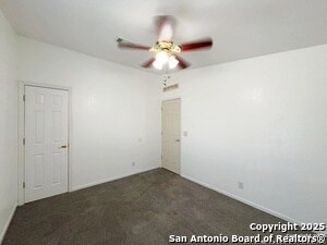 Building Photo - 9611 Hildebrandt