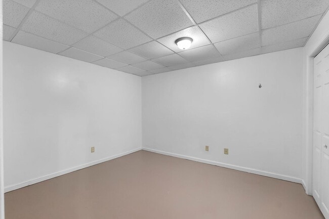 Building Photo - Spacious House in Cape Girardeau, Alma Schrader School District