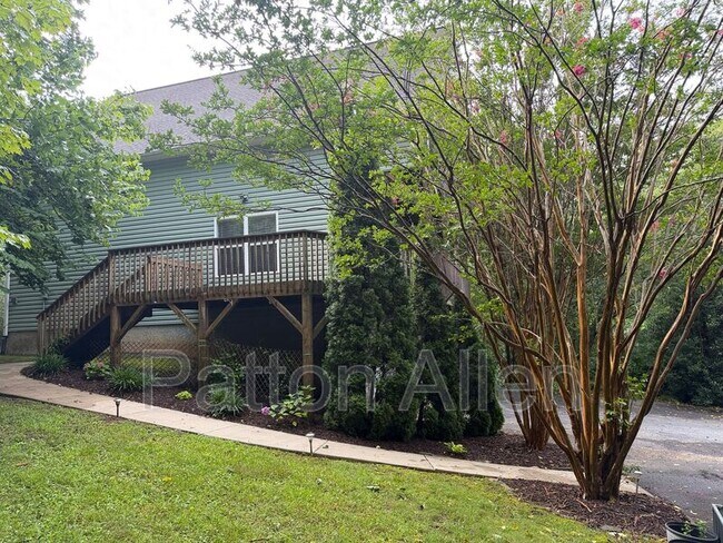 Building Photo - 59 Kelly Field Dr