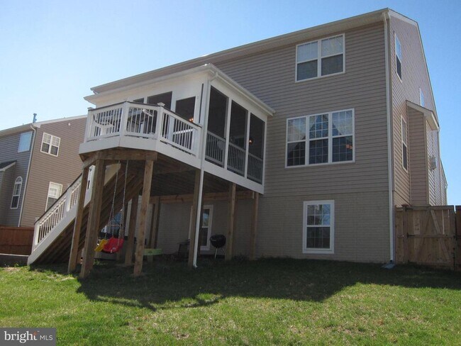 Building Photo - 81 Landmark Dr