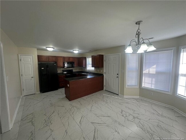 Building Photo - 5724 Crepe Myrtle Dr