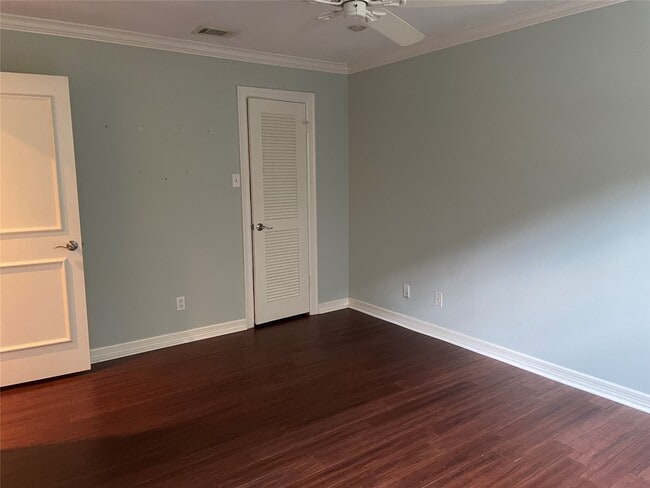 Building Photo - 314 Fox Briar Ln