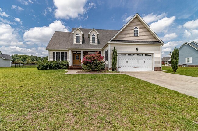 Building Photo - 109 Willow Pond Dr