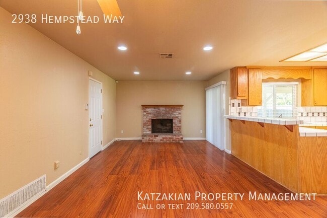 Building Photo - 2938 Hempstead Way