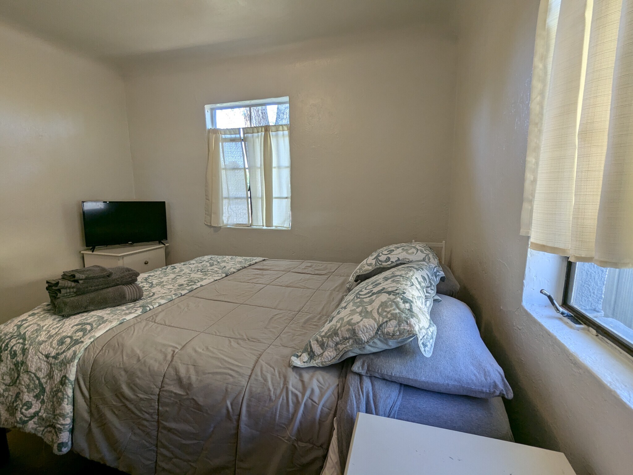 Building Photo - 250 N 17th St