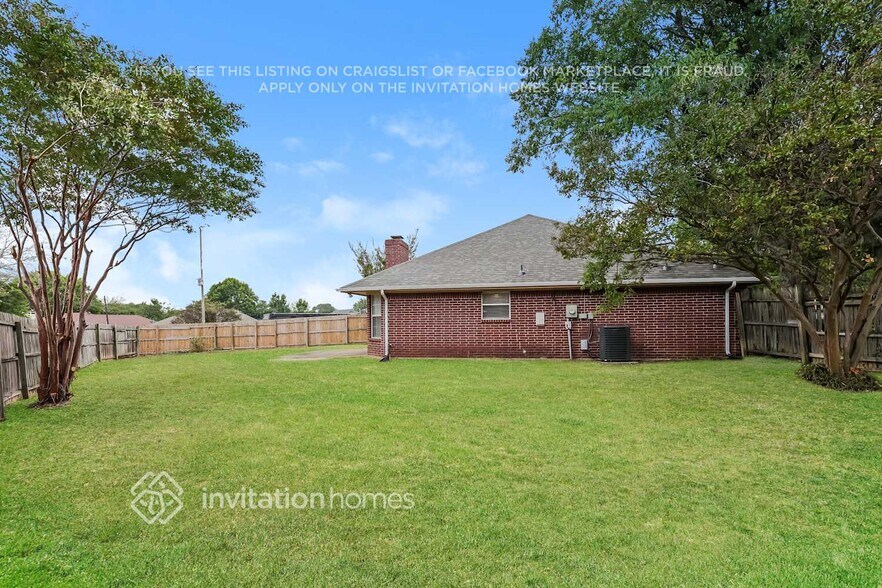 Building Photo - 832 Andalusia Trail