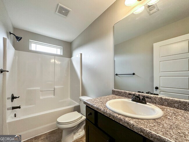 Building Photo - 514 Kirkland Dr