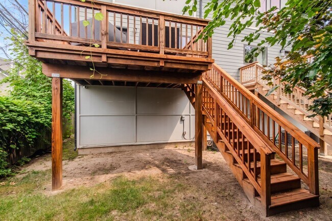 Building Photo - 123 Mason Ct