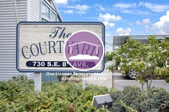 Building Photo - 3 Bed 2 Bath - Downtown - Assigned Parking