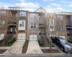 Building Photo - 2042 Cobblestone Cir NE