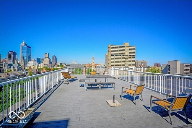 Building Photo - 430 N Park Ave