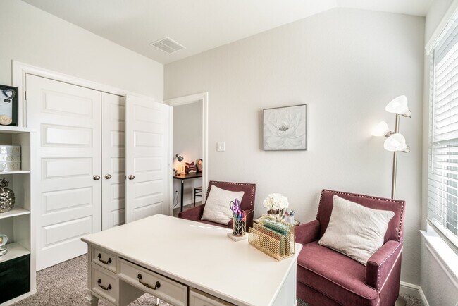 Building Photo - 24810 Timbarra Park Cir