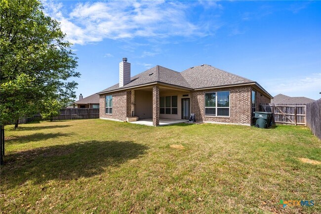 Building Photo - 109 Raven Dr