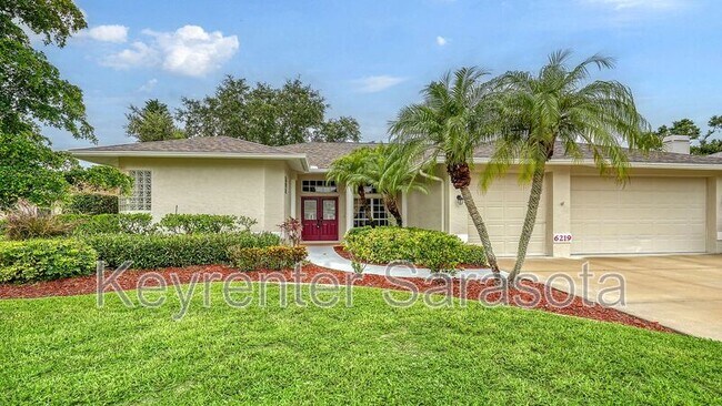 Primary Photo - 6219 Aventura Dr