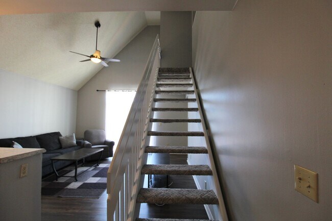 Building Photo - 1330 Hunters Rd