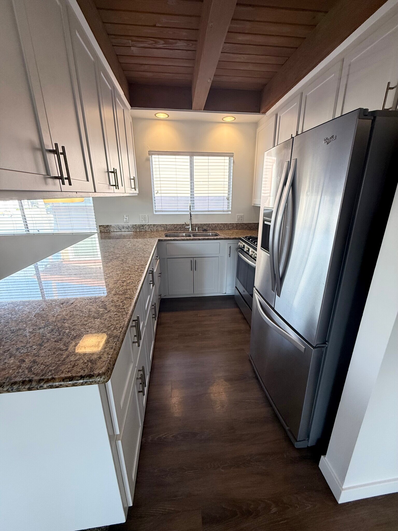 Kitchen - 235 Avenida Aragon