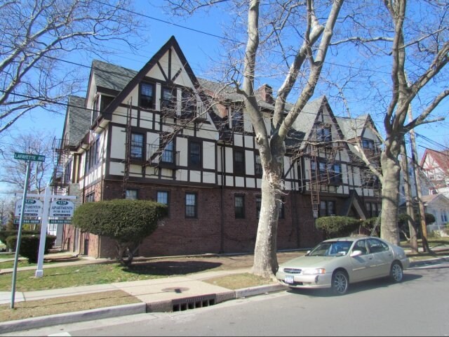 Apartments at 85 Van Cott Ave - 85 Van Cott Avenue
