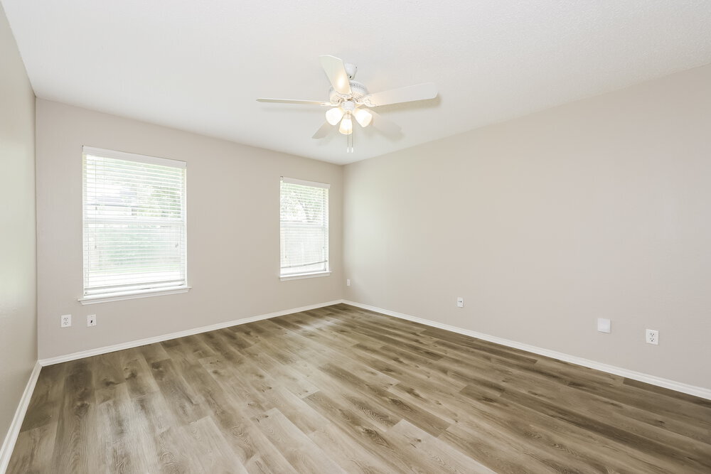 Building Photo - 1223 Reeves Ln