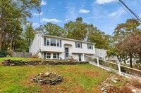 Building Photo - 52 Jonathan Ln