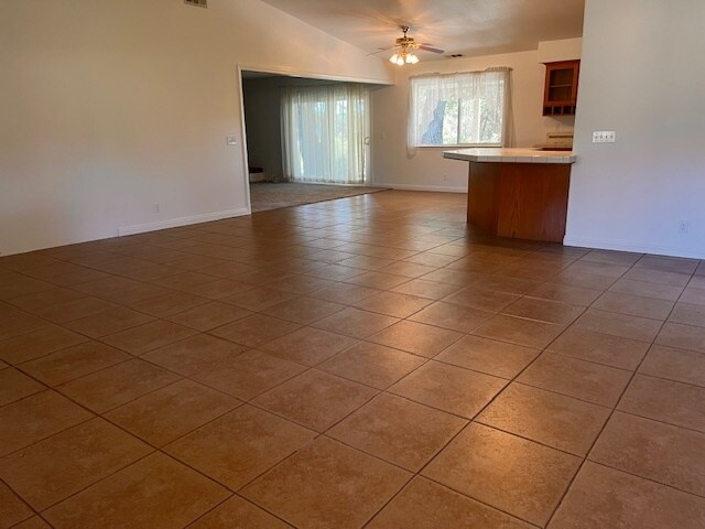 Building Photo - 645 Garcia Rd