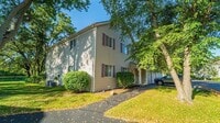 Building Photo - 2121 Dogwood Ln