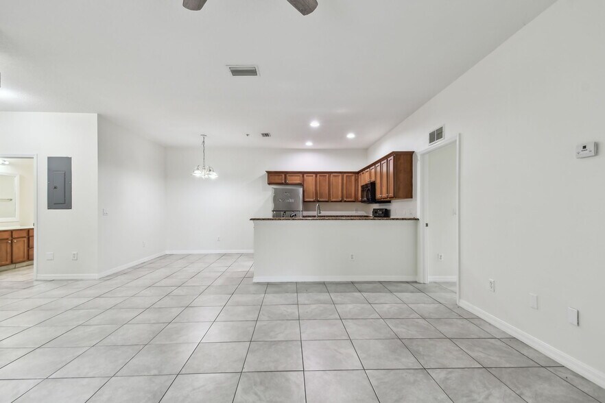 Building Photo - 2632 River Preserve Ct