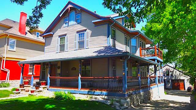 Primary Photo - 3027 McGee St