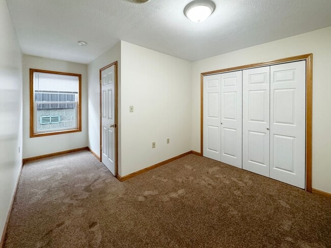 Building Photo - 253-257 Main Street