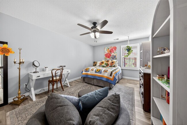 Building Photo - 1321 Forest Creek Dr.