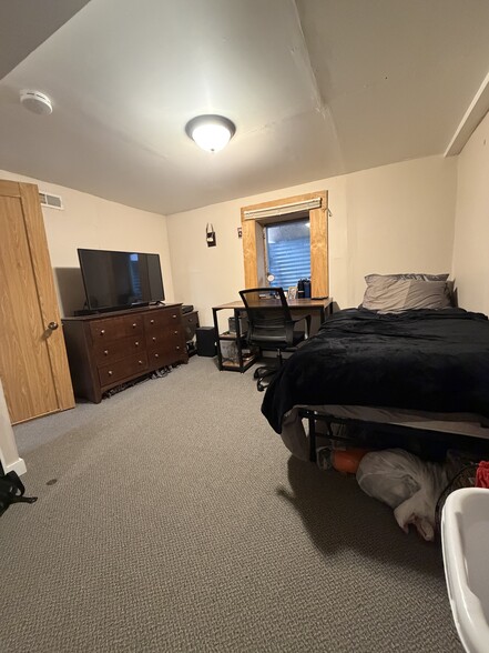 Bedroom #4 - 917 11th Ave N