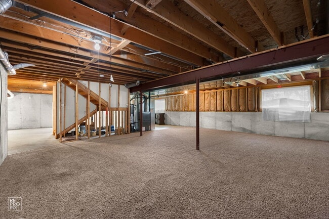 Building Photo - 920 McDole Dr
