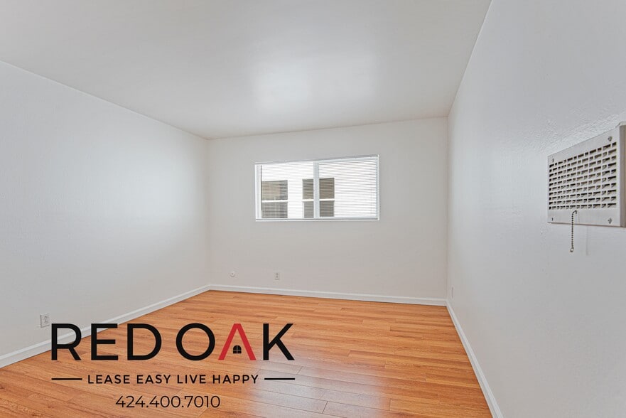 Building Photo - 5624 Fair Ave