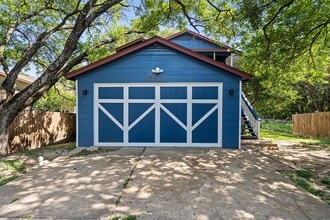Building Photo - 5501 Spring Meadow Rd