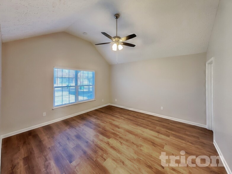 Building Photo - 4049 Sequoia Trail