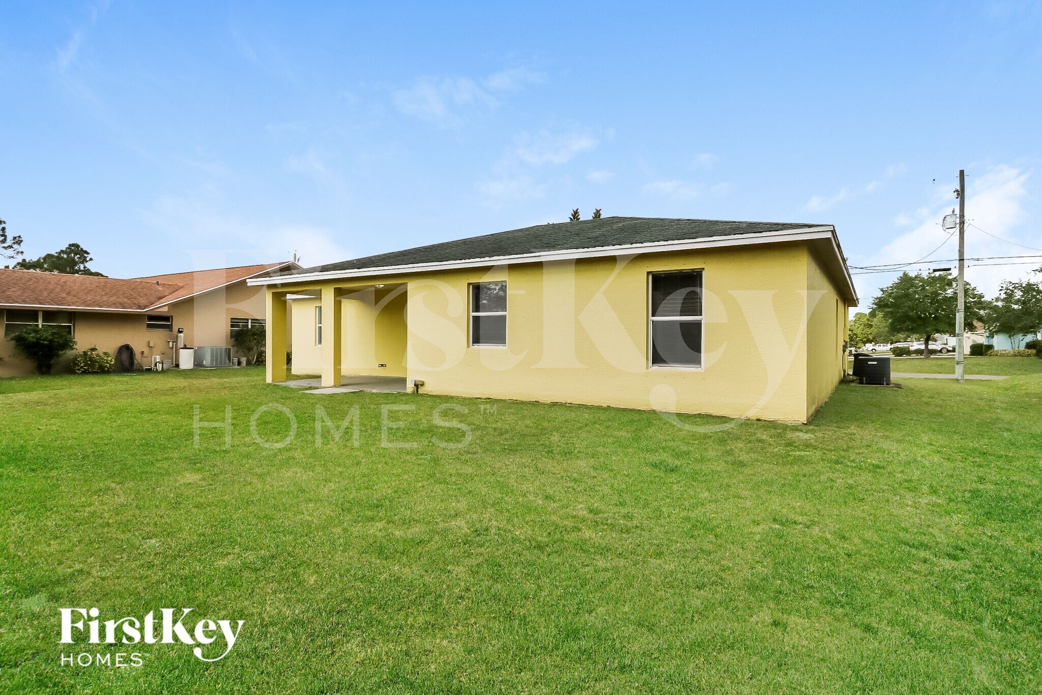Building Photo - 3201 SW Collings Dr