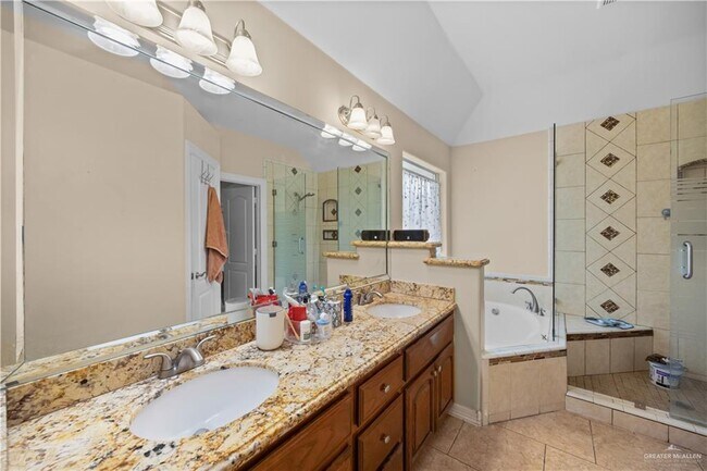 Building Photo - 25 N 26th St