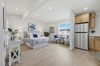 Building Photo - 11068 El Amarillo Ave