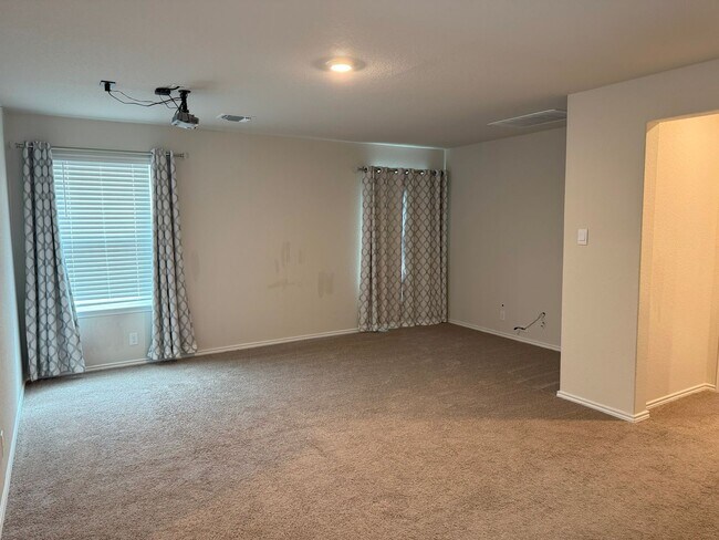 Building Photo - 9603 Lowline Brg