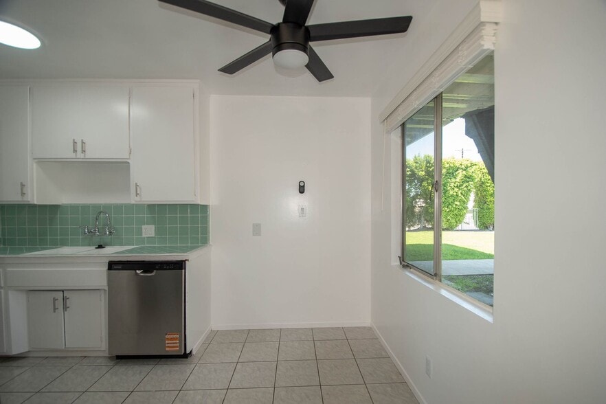 Building Photo - 6260 Colfax Ave