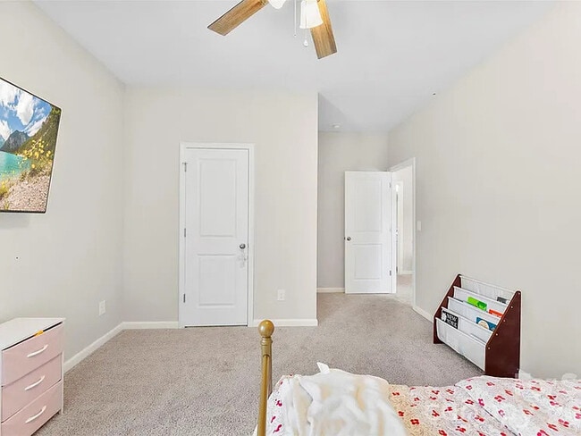 Building Photo - Earn Wealth While Leasing - Like a Homeowner - Lease to Own