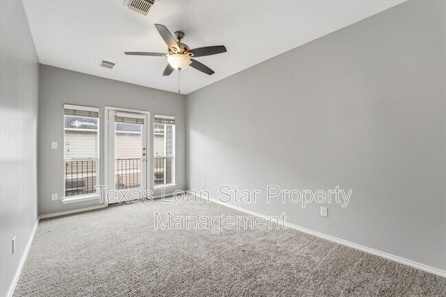 Building Photo - 1507 Sutton St