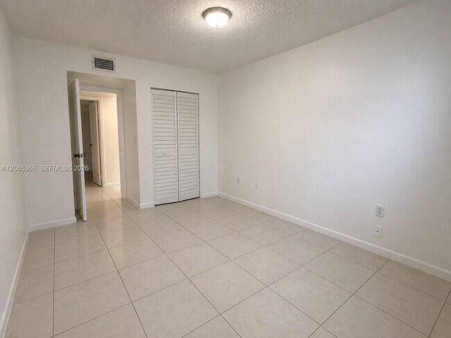Building Photo - 4384 NW 9th Ave