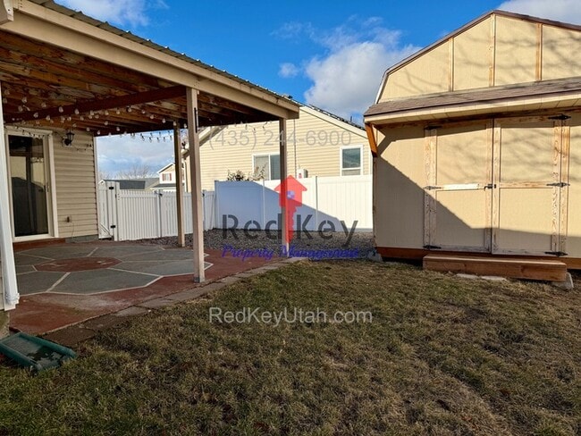 Building Photo - Lucerne PI Single Family Home