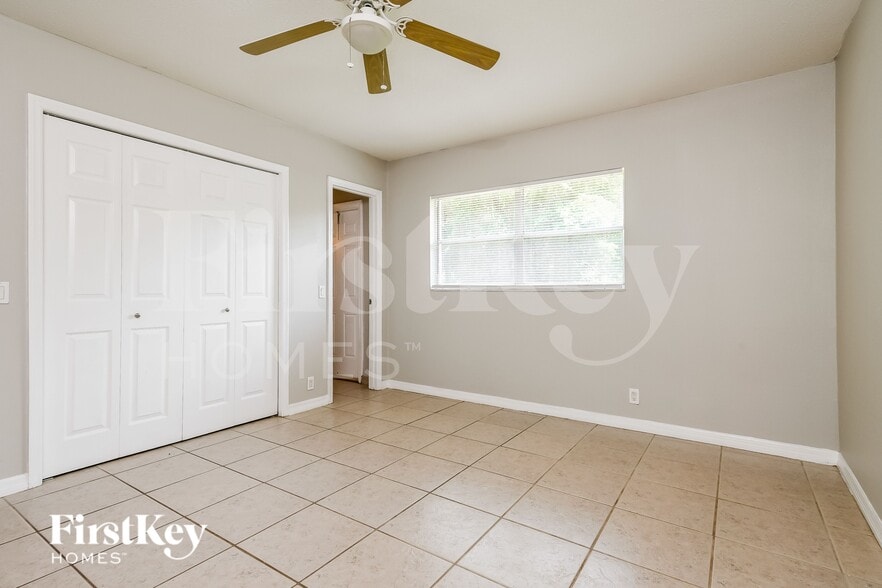 Building Photo - 196 Durrell Cir