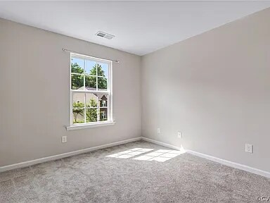 Building Photo - 8127 Creekside Village Dr