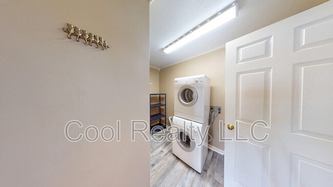 Building Photo - 1648 Rhonda Dr