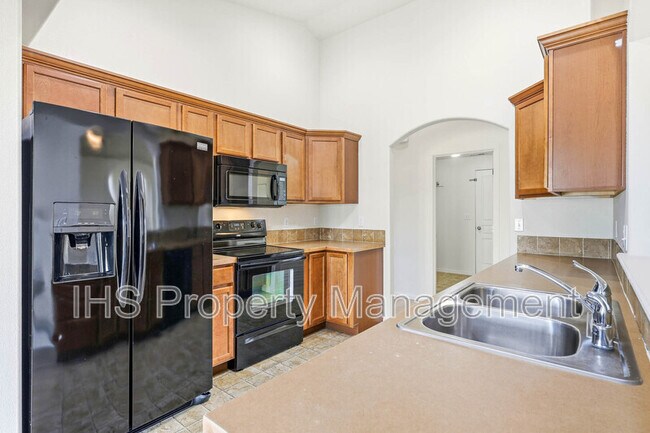 Building Photo - 6218 Ochoco Ln