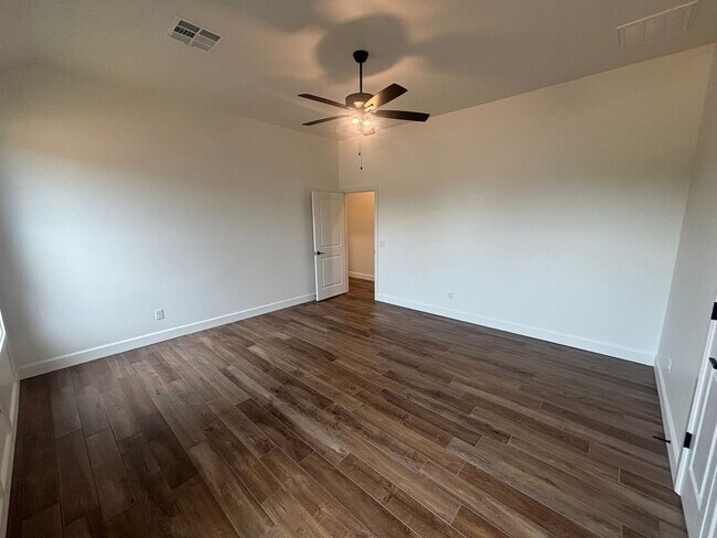 Building Photo - Wonderful 4 Bed 2 Bath Home in Norman