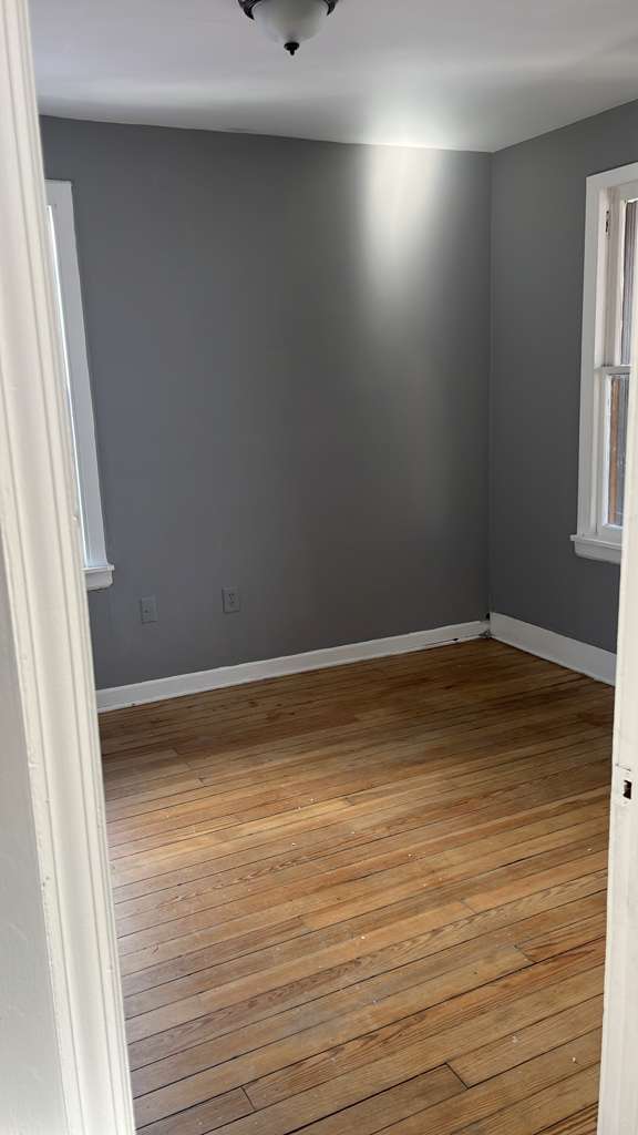 Building Photo - 13 Poplar Pl