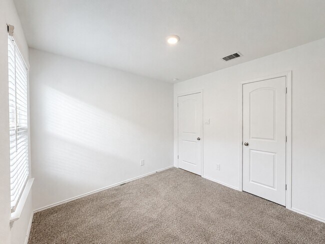 Building Photo - 21518 Corsica Cv Ct